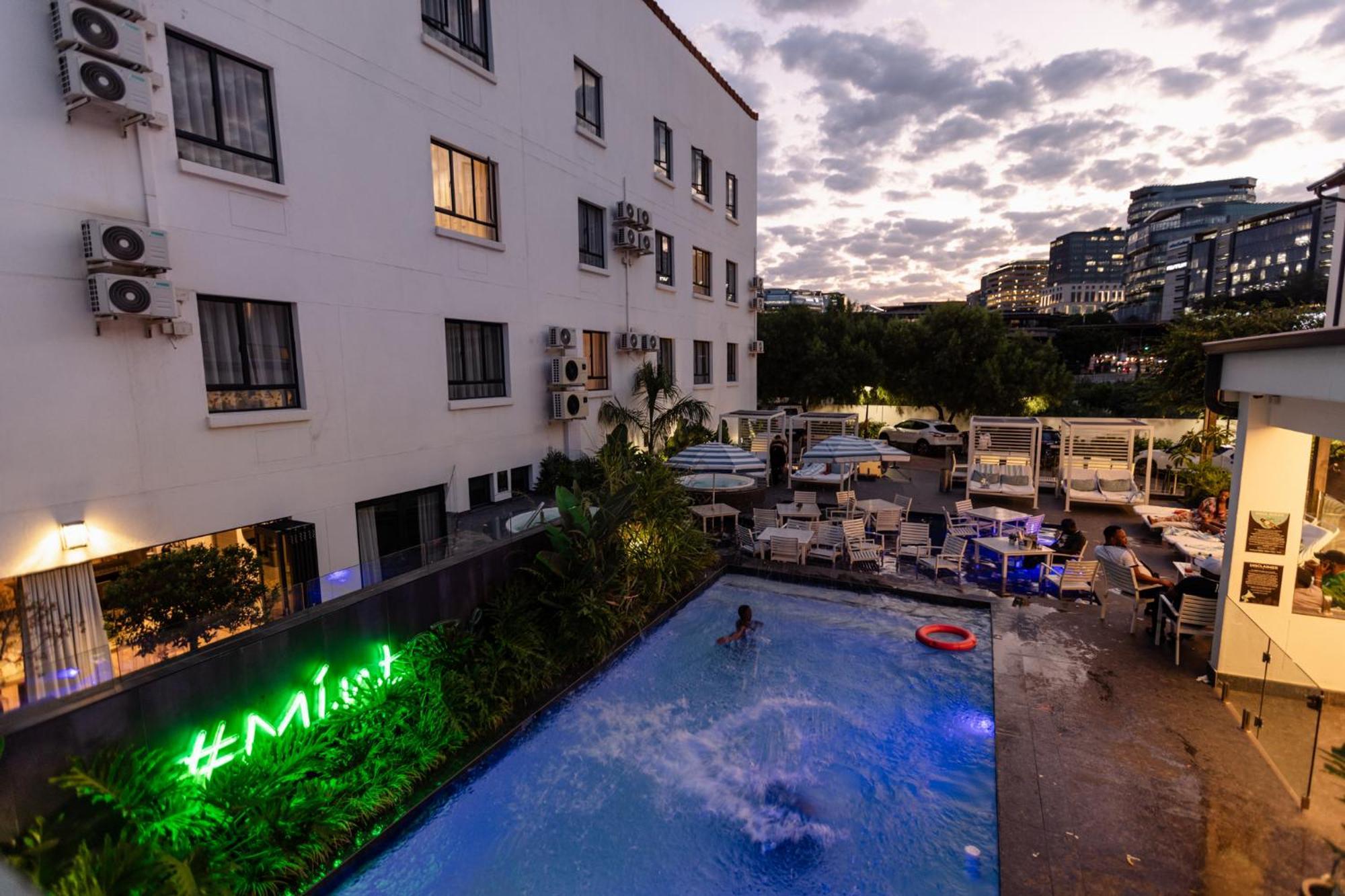 Mint Hotel 84 On Katherine Йоганнесбурґ Екстер'єр фото